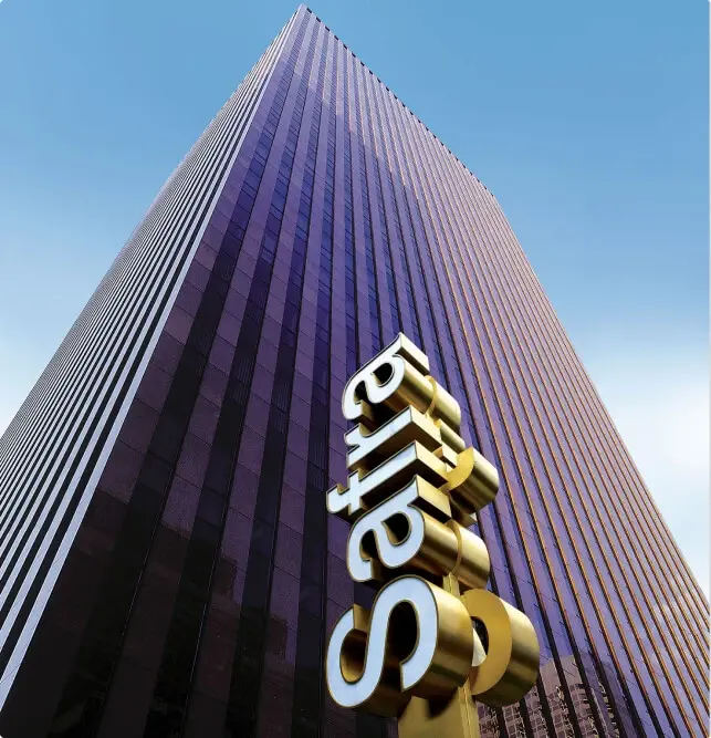 Imagem do prédio do Safra